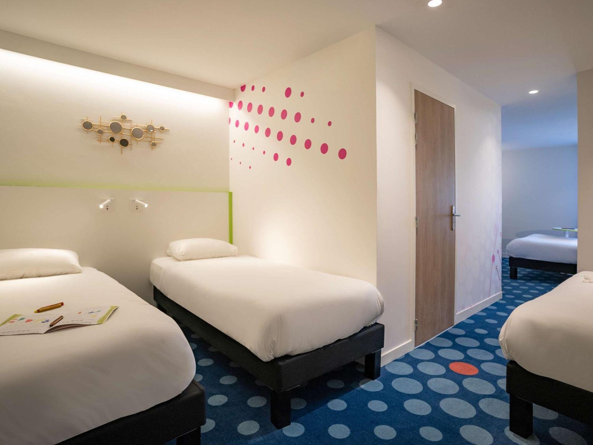 Ibis Styles Fougeres Hotel Beauce Exterior photo